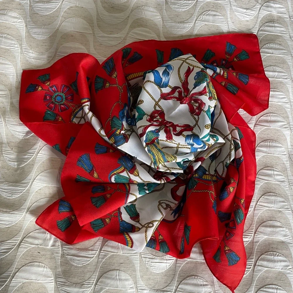 Berkshire Vintage Square Scarf Red White‎ Equestrian Tassel Made in Italy 31x31